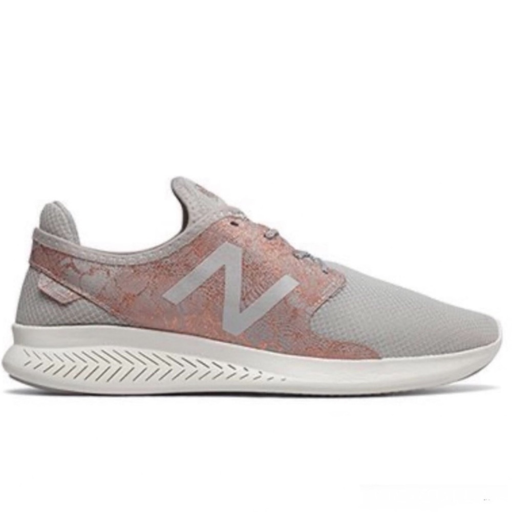 NWOT New Balance Fuel Core Coast Running Shoes in Grey & Rose Gold Metallic